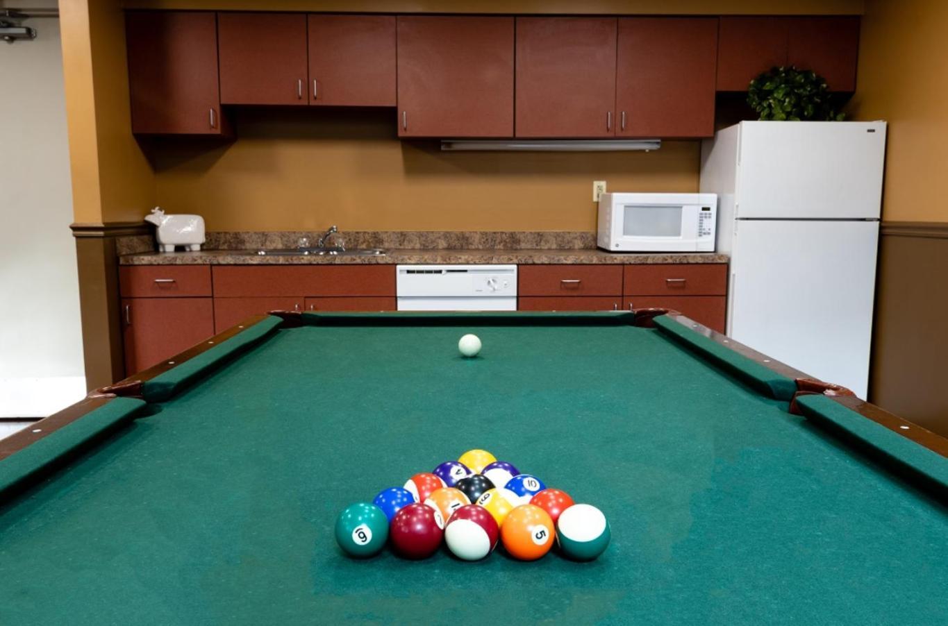 Apartment Pp 1801 Modern Corporate 2br, Pool, Gym